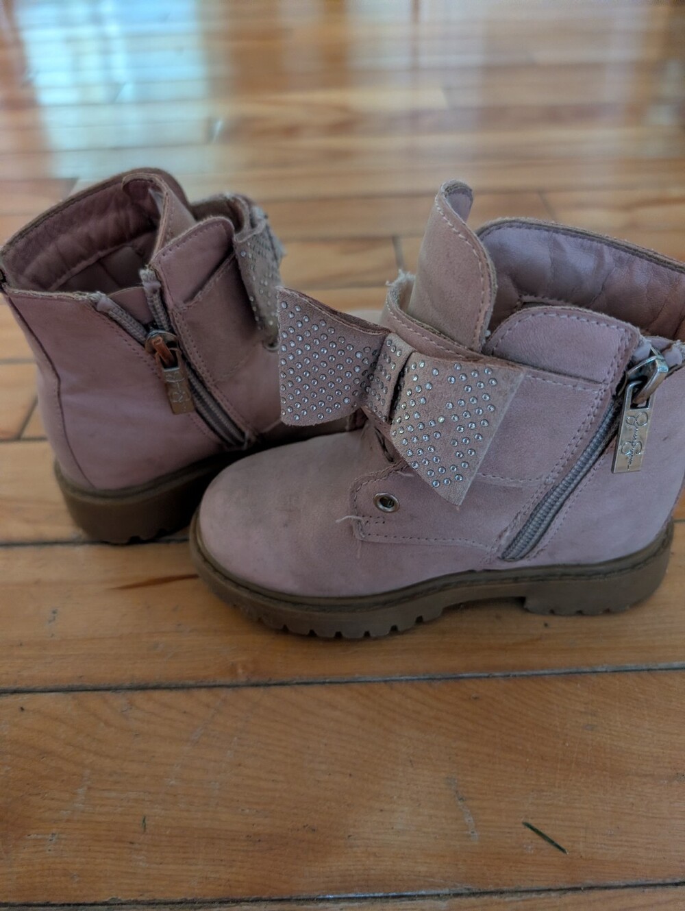 Kids Pink Bow Accent Ankle Boots